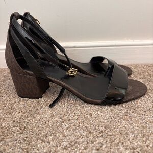 Michael Kors Cardi Flex Sandal Brown Logo Block Heel Size 8.5M